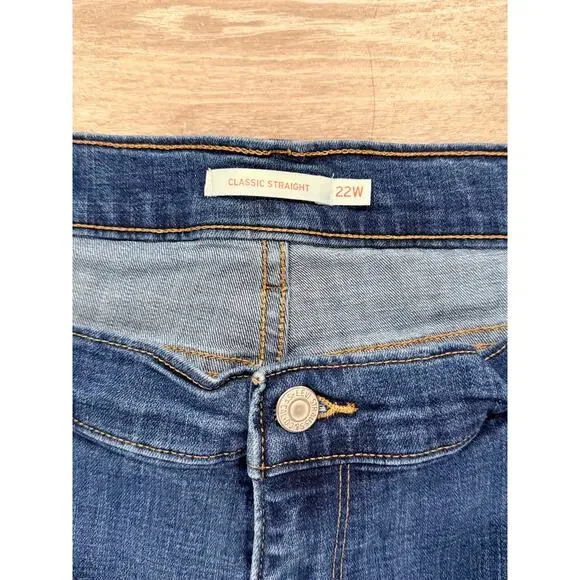 Levi's Classic Straight Women's Jeans 22W - Picture 2 of 3